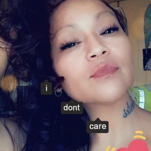 Meet your Posher, Reina